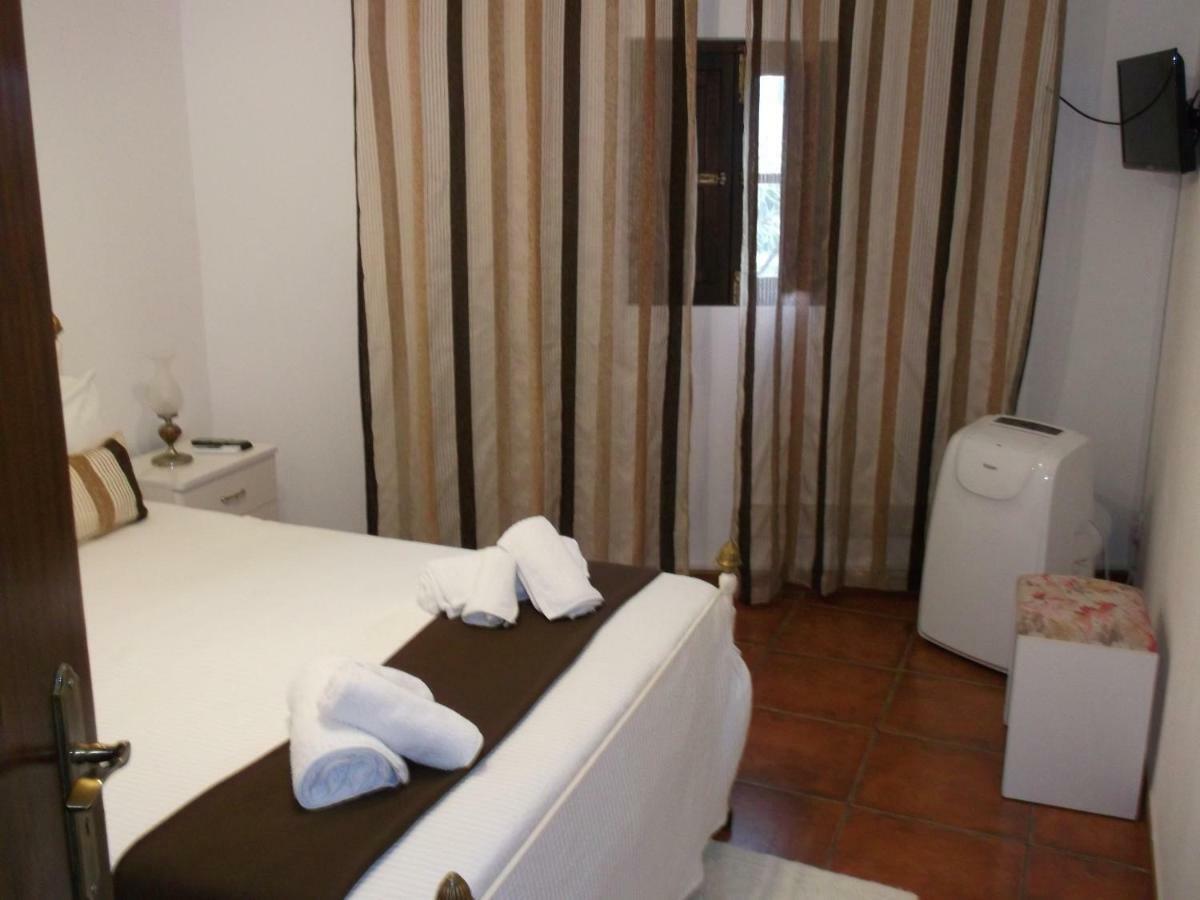 Hotel Quinta Do Pinheiro Grândola Esterno foto